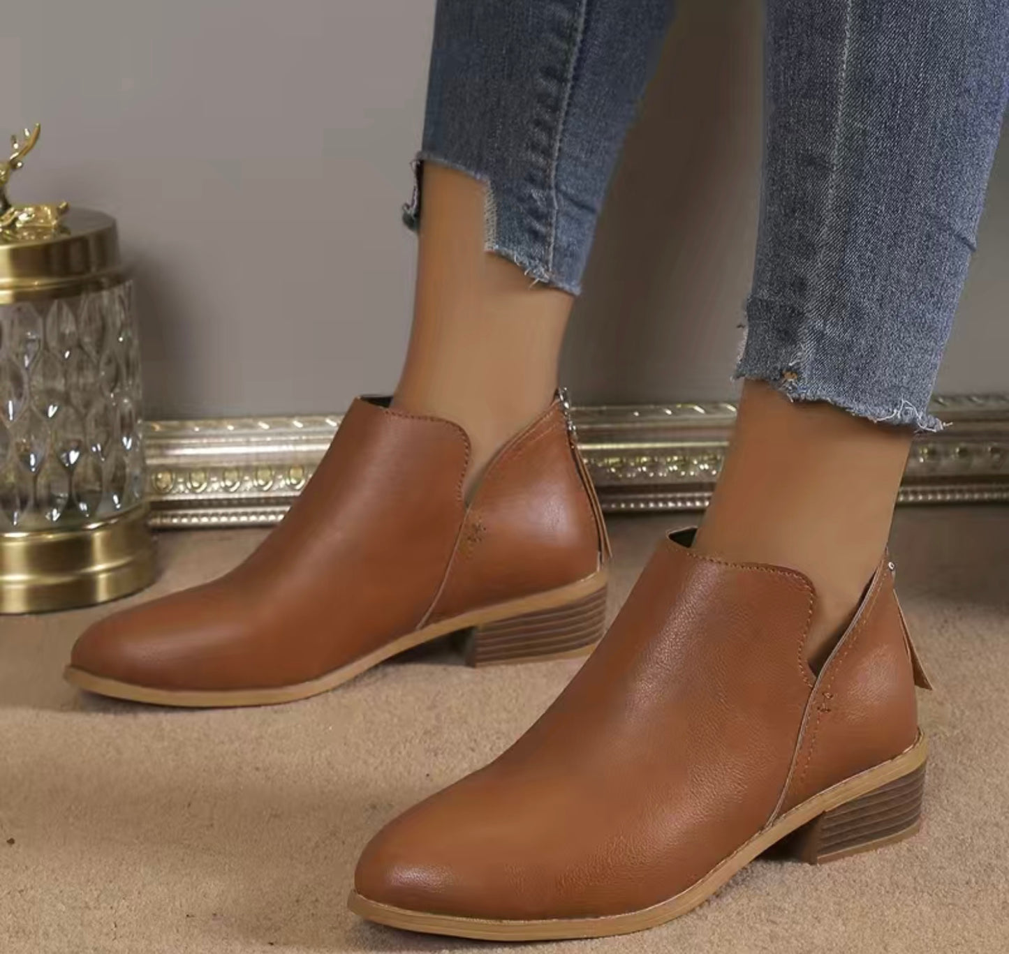 Dark brown healed ankle boots