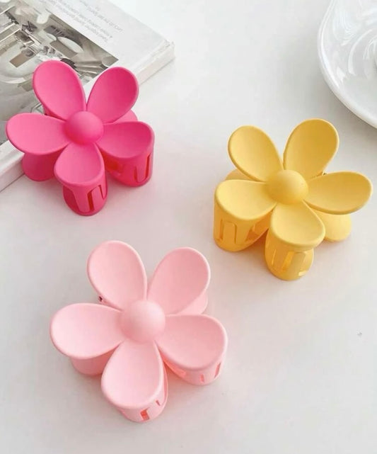 Barbie Flower Claw Clips