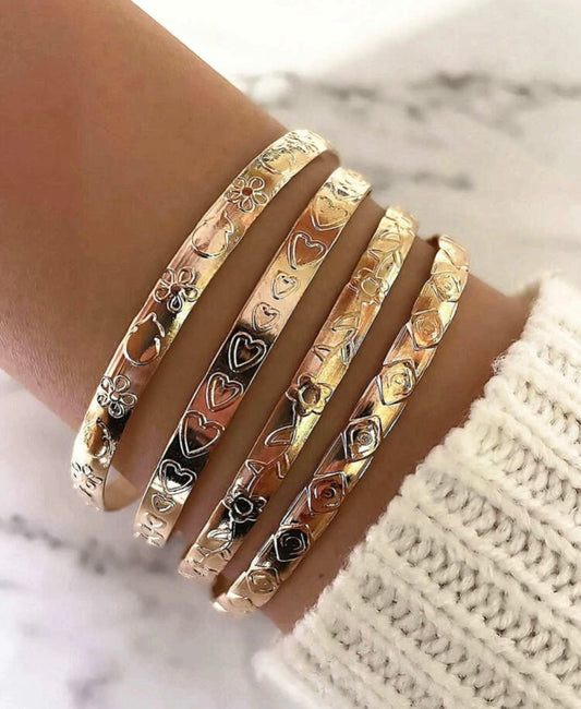 Gold Heart Textured Bangles